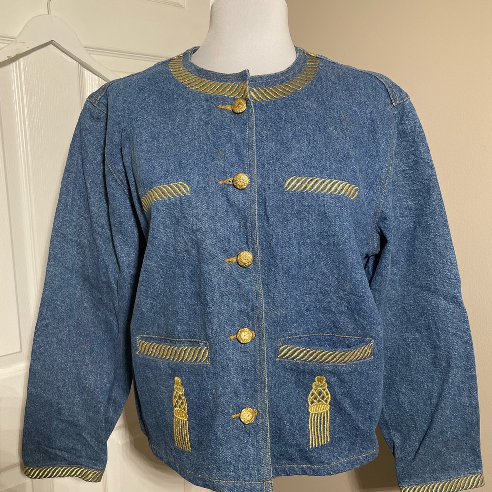 Bloomingdales Women’s Vintage Y2k Denim Jacket With Gold Embroidered Details.